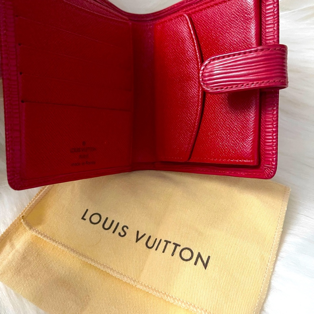 Louis Vuitton Red Epi Leather - Picture 3 of 5